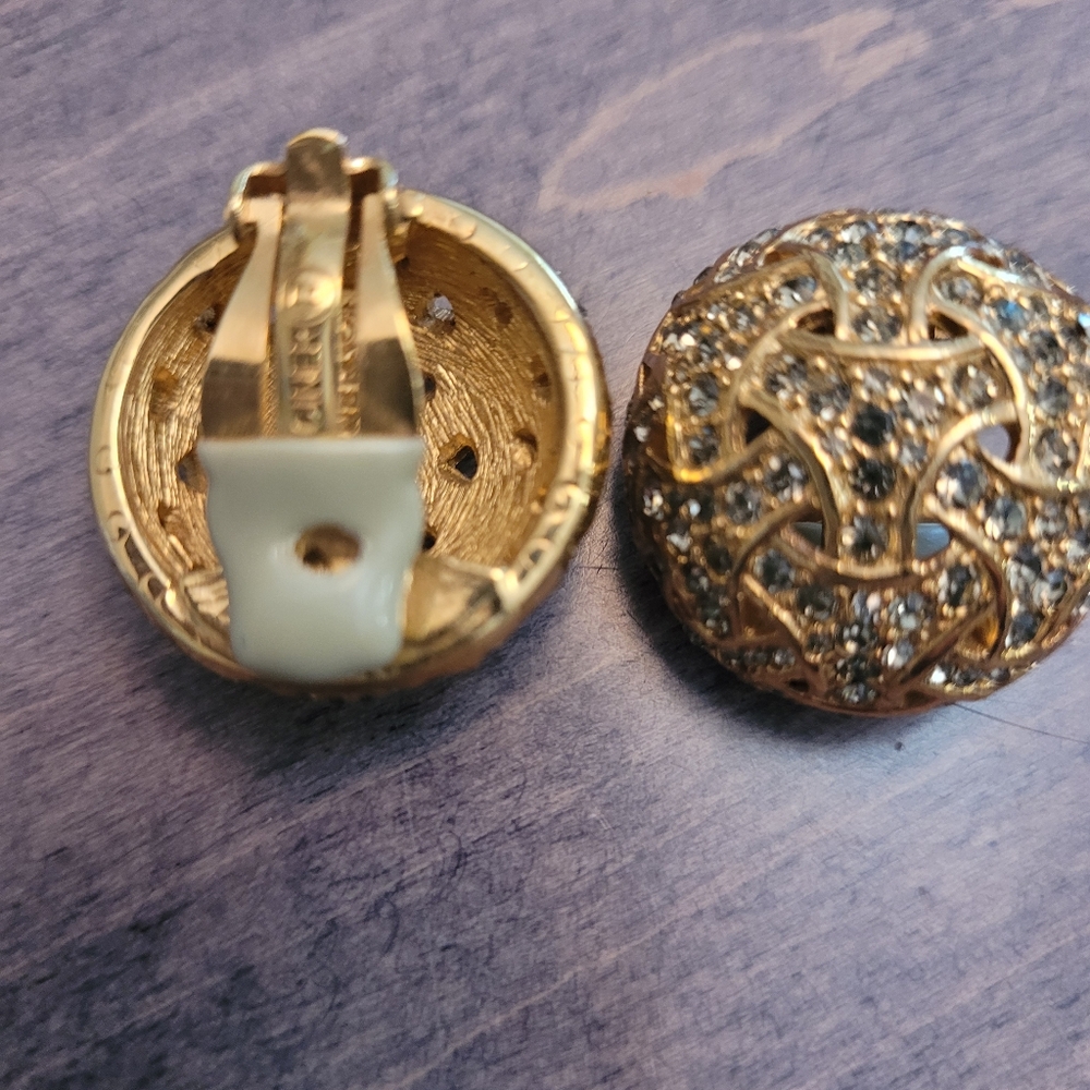 Vintage Ciner Rhinestine Clip On Earrings - Picture 2 of 3